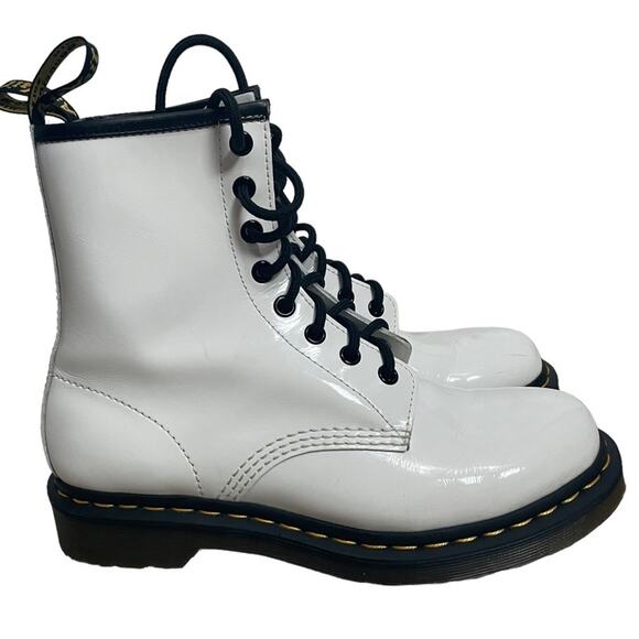 Doc‎ Martens 1182 White Patent Combat Boots Size 8 - Picture 1 of 13